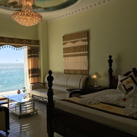 Ocean Front Hotel Phan Thiet Bagian luar foto