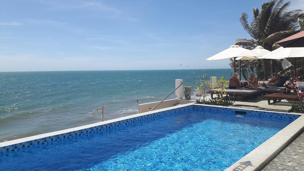 Ocean Front Hotel Phan Thiet Bagian luar foto